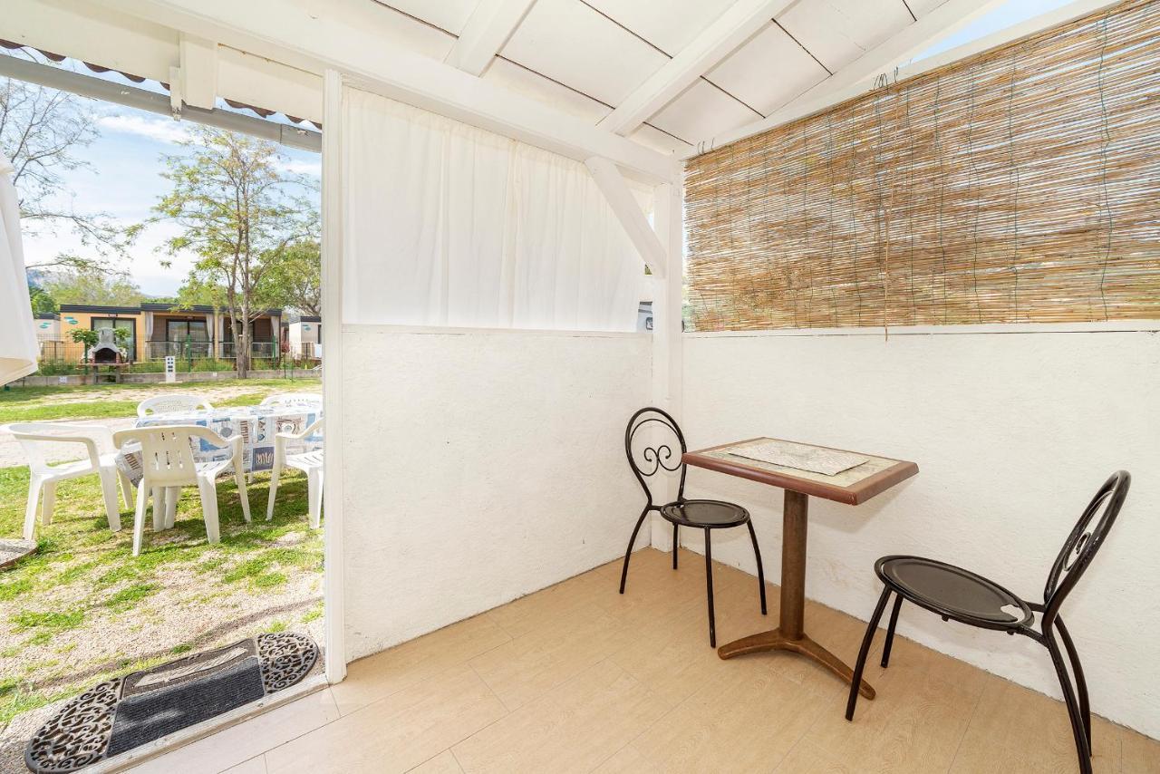 Camp Mali Bungalow Baška Dış mekan fotoğraf
