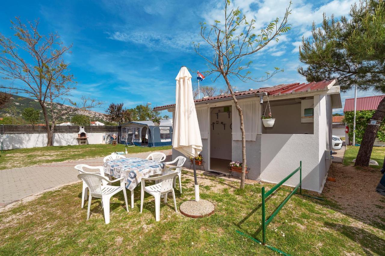 Camp Mali Bungalow Baška Dış mekan fotoğraf